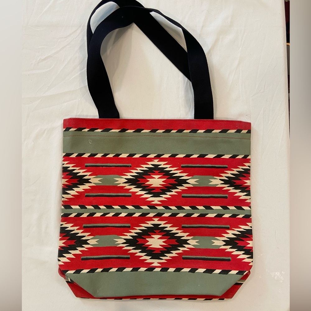 Design/West canvas tote bag
